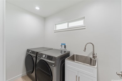 1516 Iao Ln, Honolulu, HI 96817 - photo 7