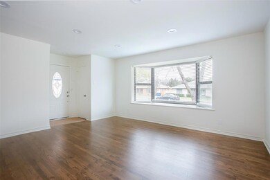 6570 Ascot Ln, Dallas, TX 75214 - photo 6