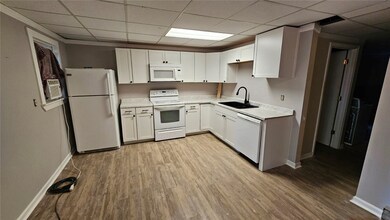 251 N Clemson Ave unit 2, Clemson, SC 29631 - photo 2