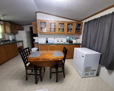 4628 W Marl Lake Rd, Roscommon, MI 48653 - photo 7