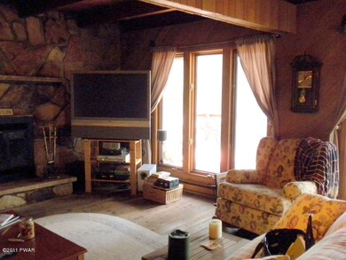 96 Waterview Dr, Hawley, PA 18428 - photo 4