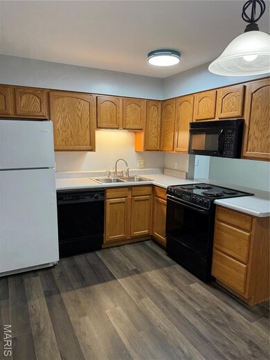 1631 Summergate Pkwy unit I, Saint Peters, MO 63303 - photo 2