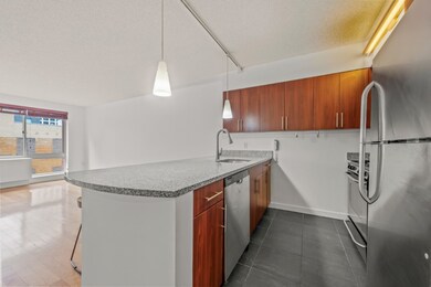 555 West 23rd Street unit S6D, New York, NY 10011 - photo 3