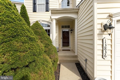 13836 Tarleton Ct, Gainesville, VA 20155 - photo 2