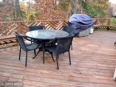 26175 Glasgow Dr, Chantilly, VA 20152 - photo 6