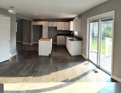 21 Allen Ave, Westfield, MA 01085 - photo 3