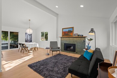 Great room with vaulted ceilings