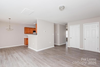 415 Ferrell Ave, Charlotte, NC 28216 - photo 3