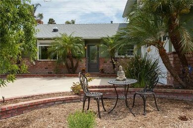 Charming home close to shops, beach and excellent 