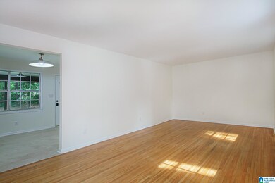 1712 Nancy Ln, Center Point, AL 35215 - photo 2