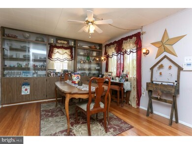 227 Fernwood Ave, Folsom, PA 19033 - photo 6