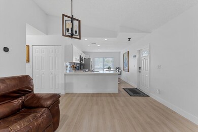 5469 Bonky Ct, West Palm Beach, FL 33415 - photo 7