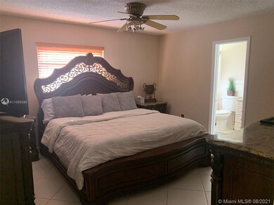 Rear Unit Master Bedroom
