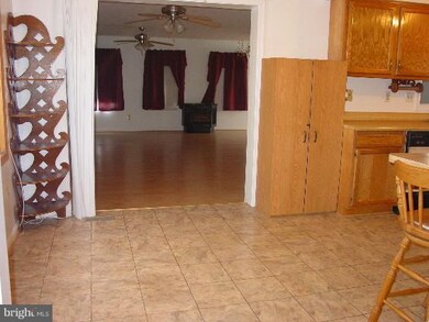 205 Breckenridge Ct, Strasburg, VA 22657 - photo 3