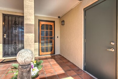 2933 N 22nd Way-4