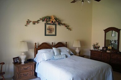 3250 W Campo Bello Dr, Phoenix, AZ 85053 - photo 7