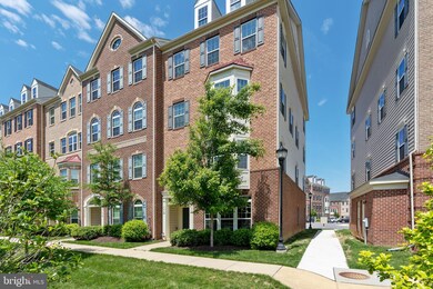 904 Hall Station Dr unit 100, Bowie, MD 20721 - photo 2