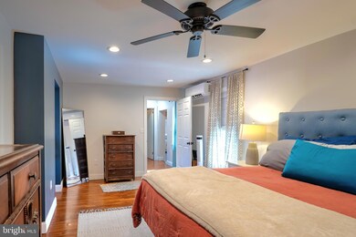 411 Queen St, Spring City, PA 19475 - photo 5