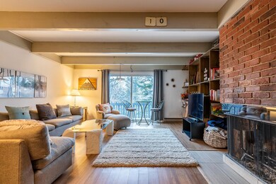 12 Stratton Rd W unit 12, Winhall, VT 05340 - photo 3