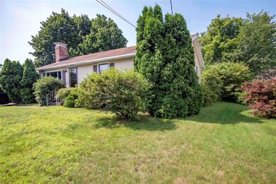 55 S Mammoth Rd, Manchester, NH 03109 - photo 2