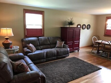 LIVING ROOM-DINING ROOM