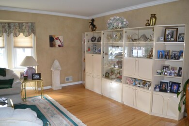 1 Walling Rd, Freehold, NJ 07728 - photo 6