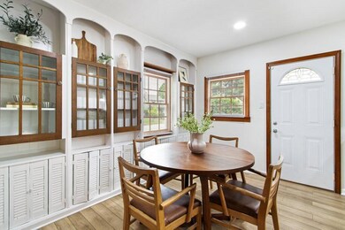 219 E Royal Forest Blvd, Columbus, OH 43214 - photo 6