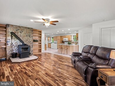 31 Arrow Point Dr, Glenmoore, PA 19343 - photo 4