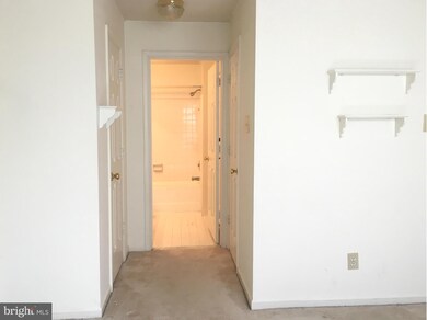 12101 Greenway Ct unit 101 - LEGAL 207, Fairfax, VA 22033 - photo 7