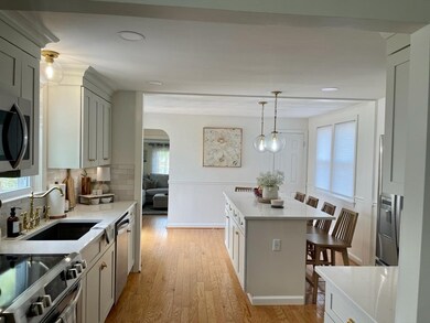 96 Thayer Cir, Randolph, MA 02368 - photo 3