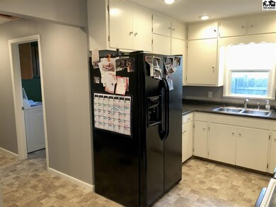 1115 Glendale Rd, McPherson, KS 67460 - photo 6