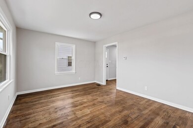 8-web-or-mls-2023-12-21 1141 E 26th Ave