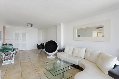 401 BLU unit 1408, Miami Beach, FL 33141 - photo 3