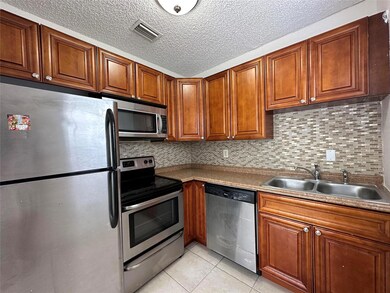 616 31st St unit 2, West Palm Beach, FL 33407 - photo 2