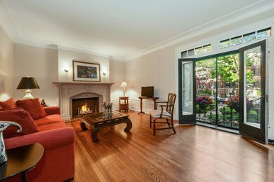 2912 N Pine Grove Ave unit 1, Chicago, IL 60657 - photo 2