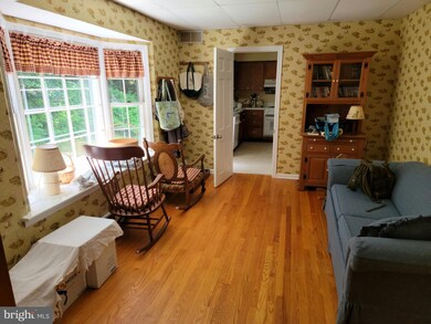 452 Laurel Dr, Hershey, PA 17033 - photo 4