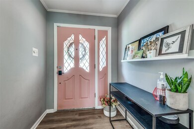 605 Stonehenge Dr, Hurst, TX 76054 - photo 4