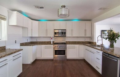 4224 N 45th Place, Phoenix, AZ 85018 - photo 4