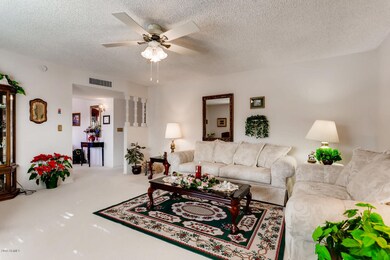 4616 E Capri Ave Mesa AZ 85206-large-006
