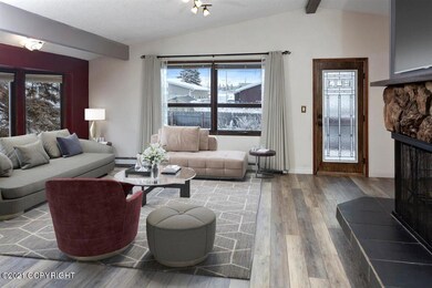 48-Living Room_DMD_7932_Final