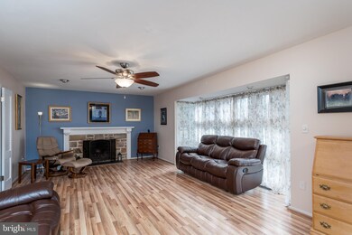 12414 Stonehaven Ln, Bowie, MD 20715 - photo 7