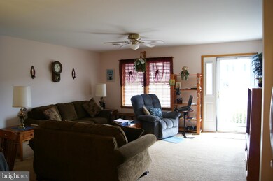 170 Baldwin Blvd, Shippensburg, PA 17257 - photo 5