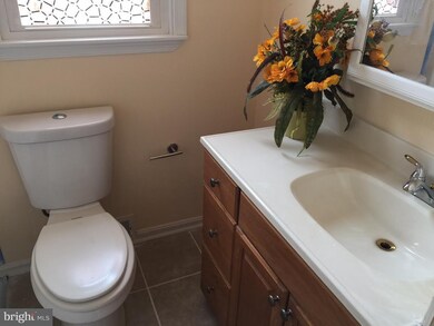 8111 Edgewater Rd, Clearwater Beach, MD 21226 - photo 7