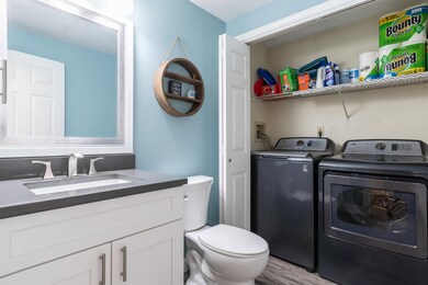 51 Albury Stone Cir unit U193, Nashua, NH 03063 - photo 5