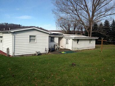 99 Jefferson Ave, Homer City, PA 15748 - photo 7