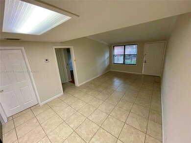 7210 Southgate Blvd unit 7210, Tamarac, FL 33321 - photo 3