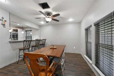 4102 Caplin St, Houston, TX 77026 - photo 3