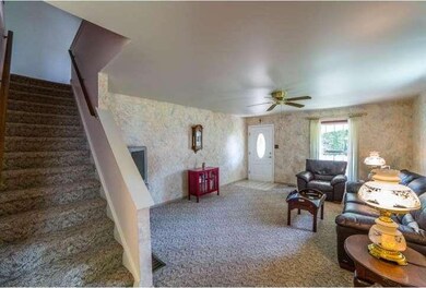 417 Campus Dr, Perkasie, PA 18944 - photo 4