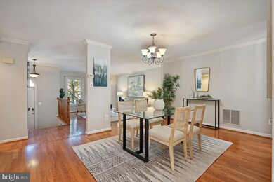 9607 Minstead Ct, Burke, VA 22015 - photo 7