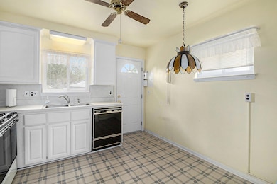 1782 Gilman St, Garden City, MI 48135 - photo 6